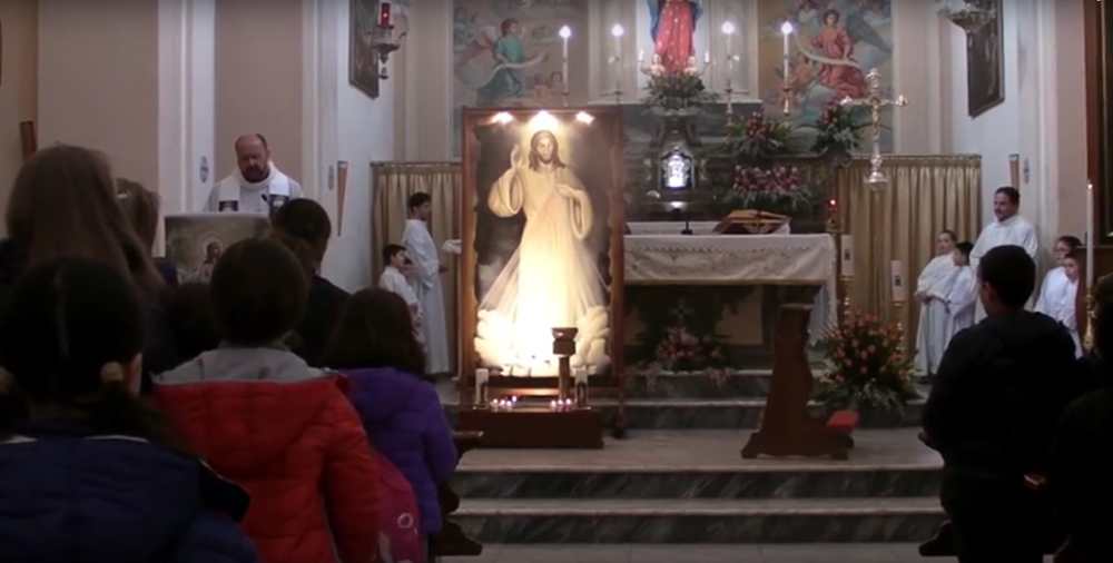 Pietrelcina La Coroncina Alla Divina Misericordia Padre Pio Convento Frati Minori Cappuccini Di Pietrelcina